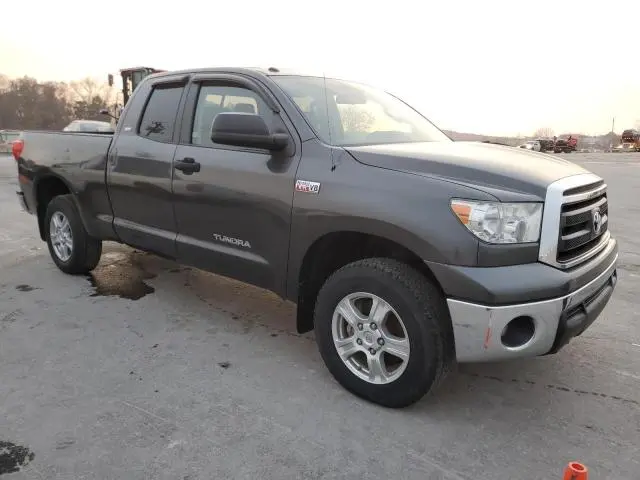 2011 TOYOTA TUNDRA DOUBLE CAB SR5  
