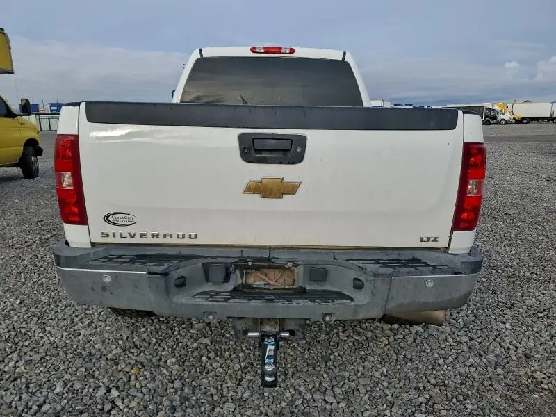 2011 CHEVROLET SILVERADO K3500 LTZ  
