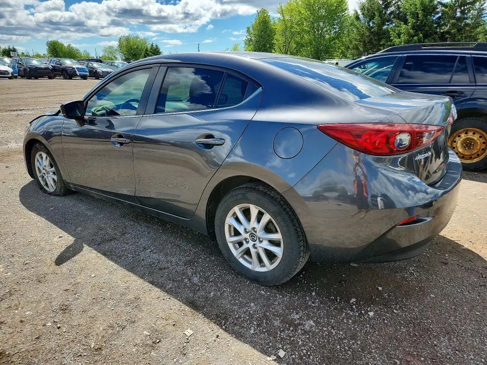 2017 MAZDA 3 TOURING  