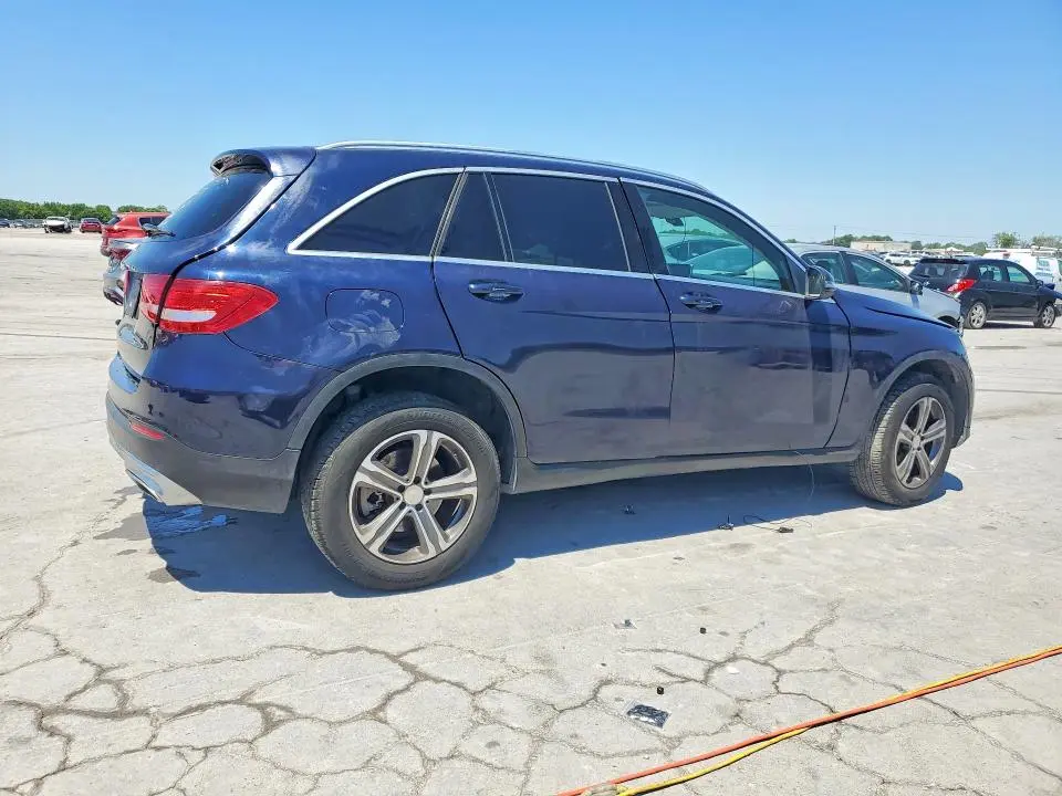 2016 MERCEDES-BENZ GLC 300  