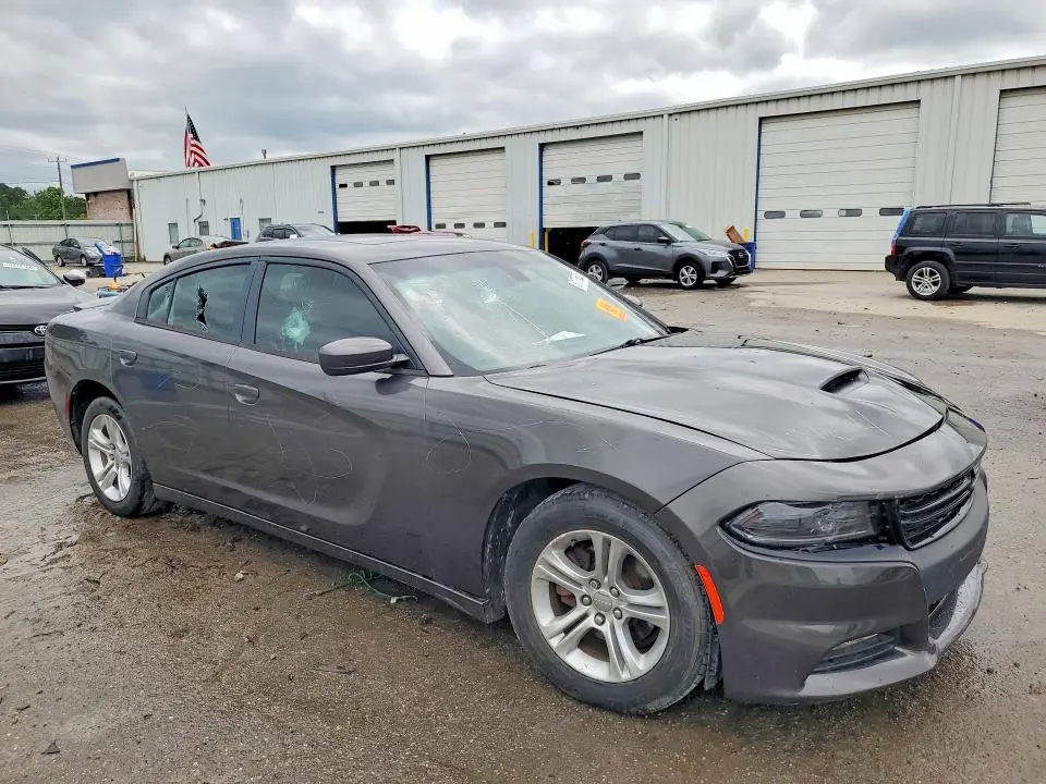 2015 DODGE CHARGER SE  