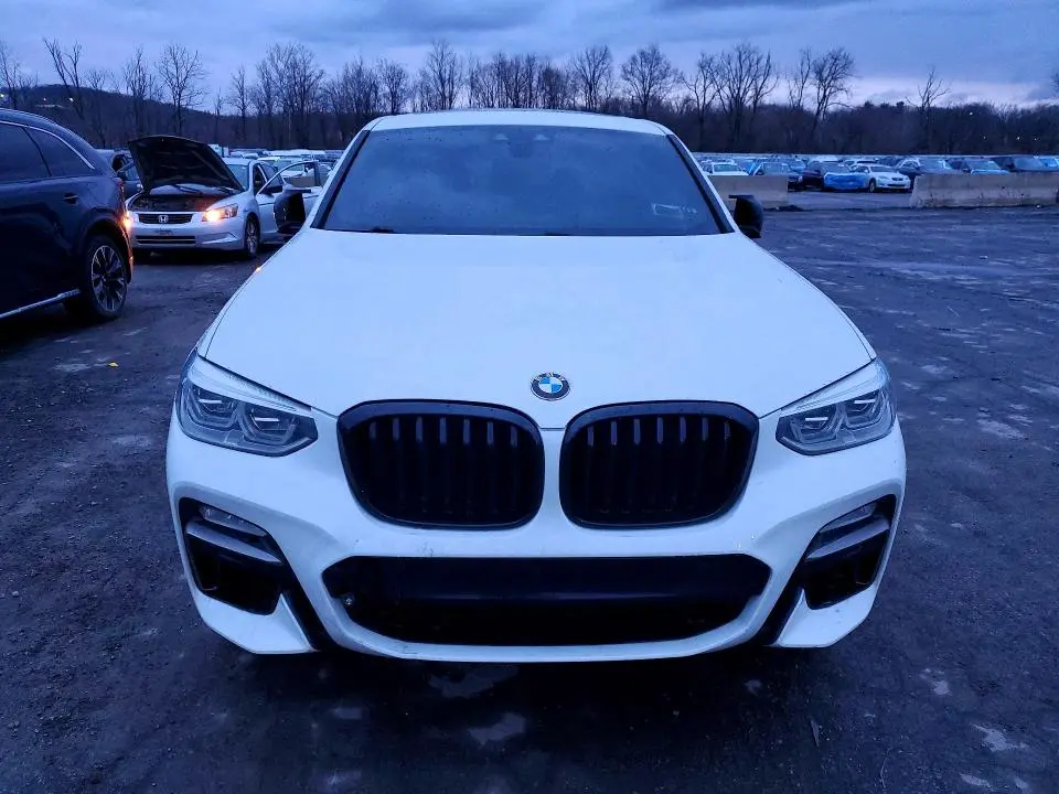 2019 BMW X4 M40I  
