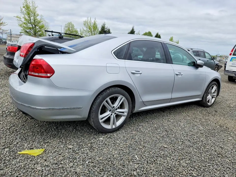2013 VOLKSWAGEN PASSAT SEL  