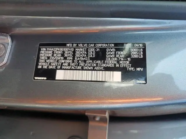 2016 VOLVO XC90 T6