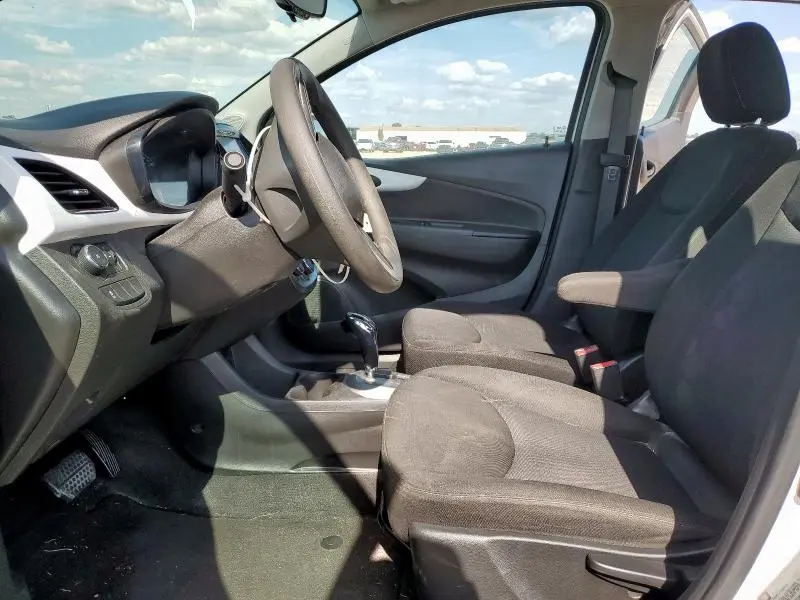 2017 CHEVROLET SPARK 1LT  