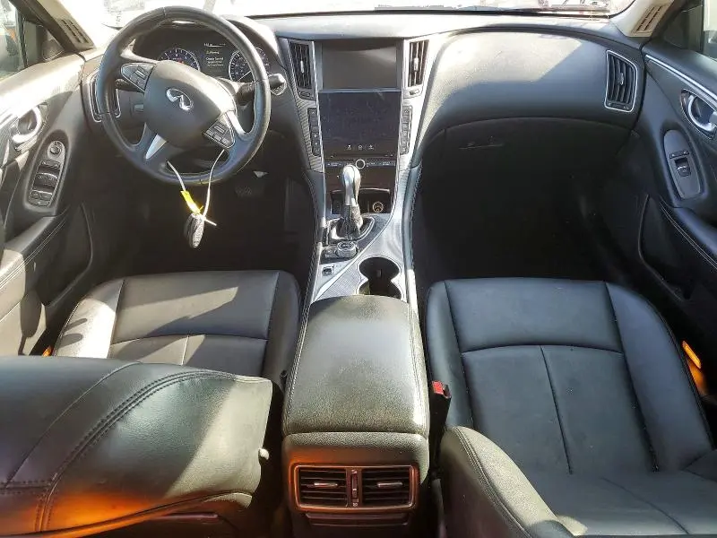 2016 INFINITI Q50 BASE  