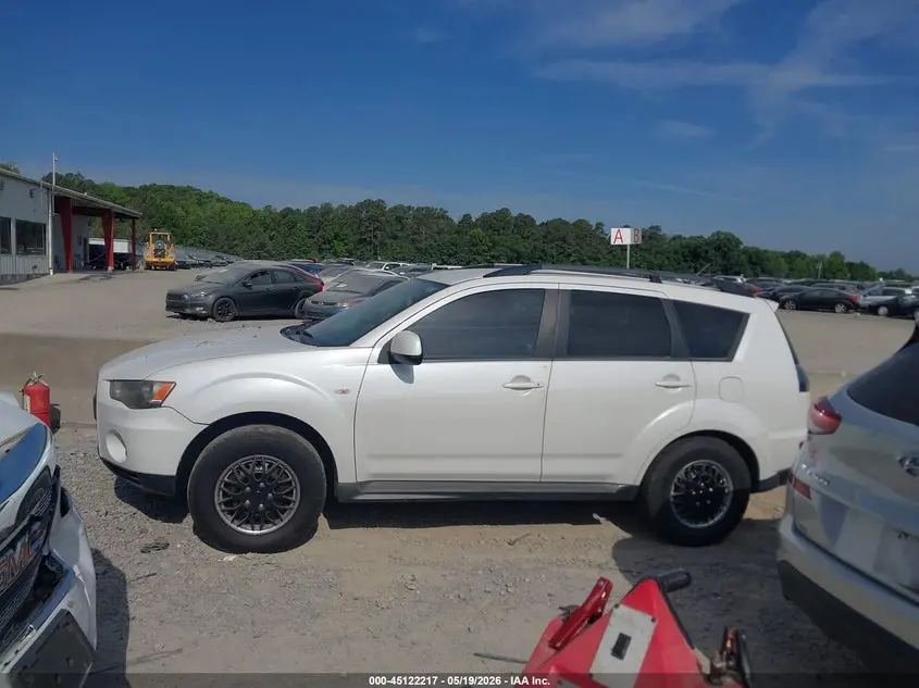 2012 MITSUBISHI OUTLANDER ES