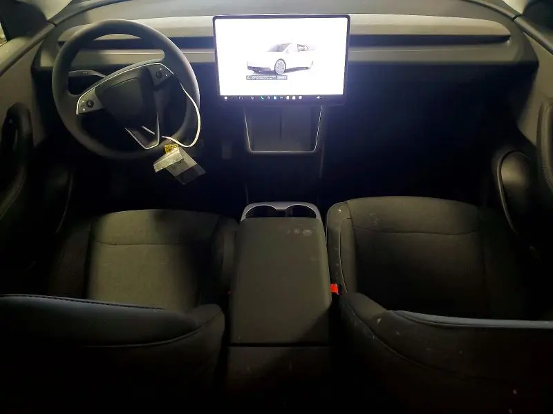 2026 TESLA MODEL Y   