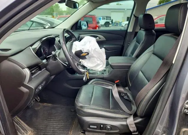 2019 CHEVROLET TRAVERSE LT  