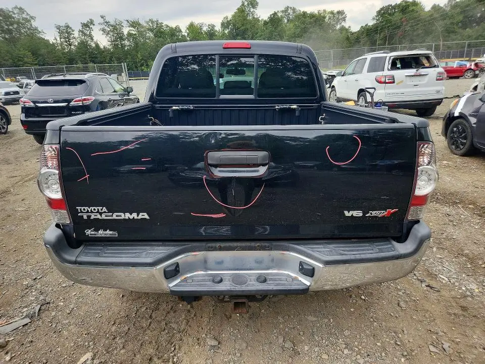 2013 TOYOTA TACOMA V6  