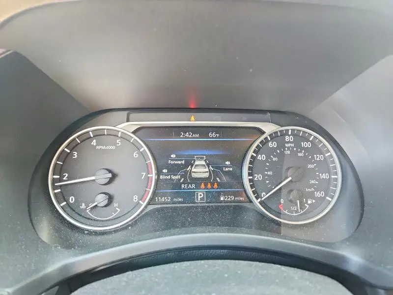 2024 NISSAN SENTRA SV  