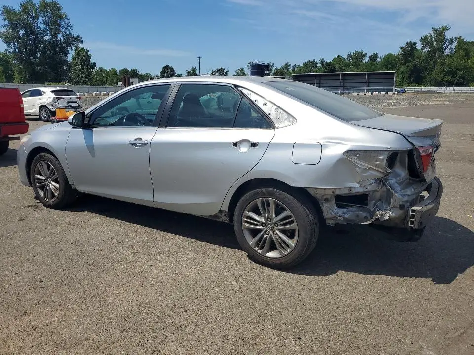 2017 TOYOTA CAMRY SE  