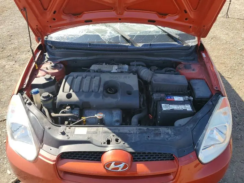 2010 HYUNDAI ACCENT GS  