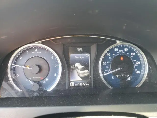 2015 TOYOTA CAMRY LE  