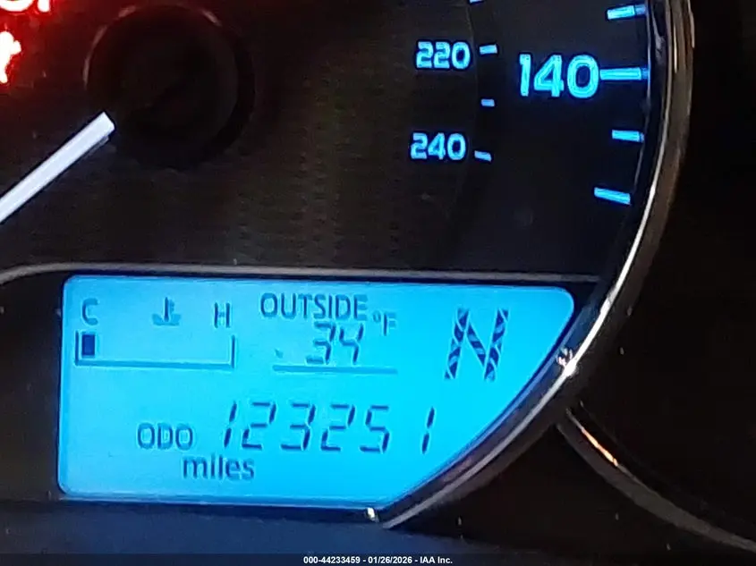 2015 TOYOTA COROLLA LE