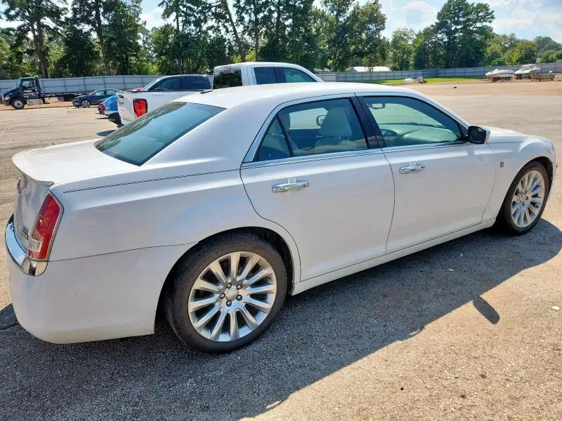 2013 CHRYSLER 300   