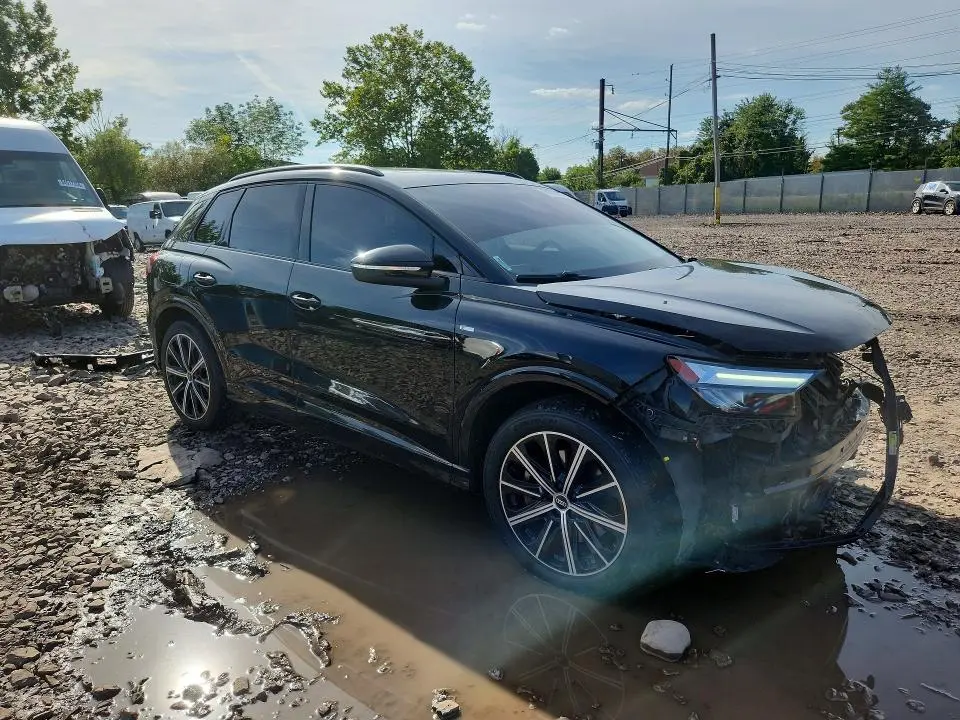 2022 AUDI Q4 E-TRON PREMIUM PLUS S-LINE  