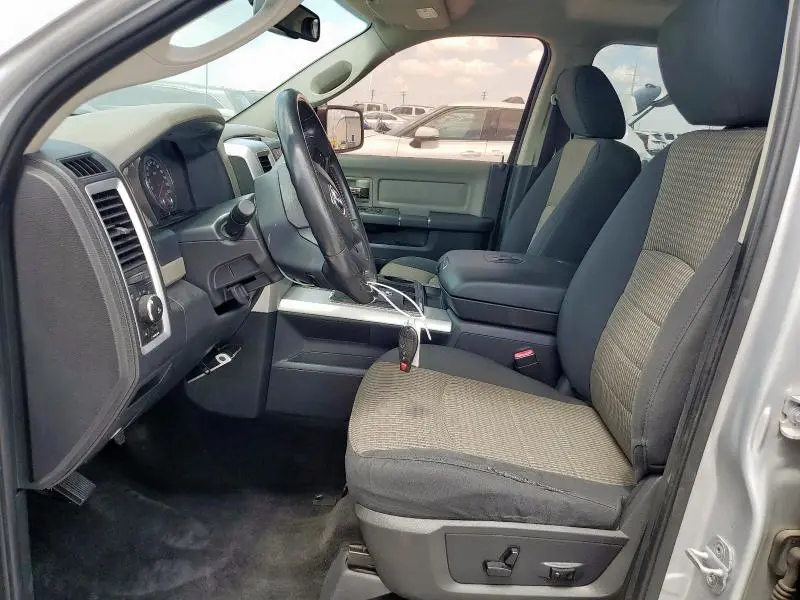 2012 DODGE RAM 1500 SLT  