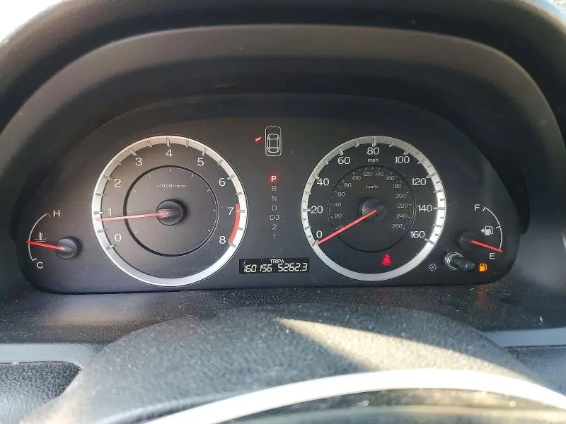 2011 HONDA ACCORD LX  