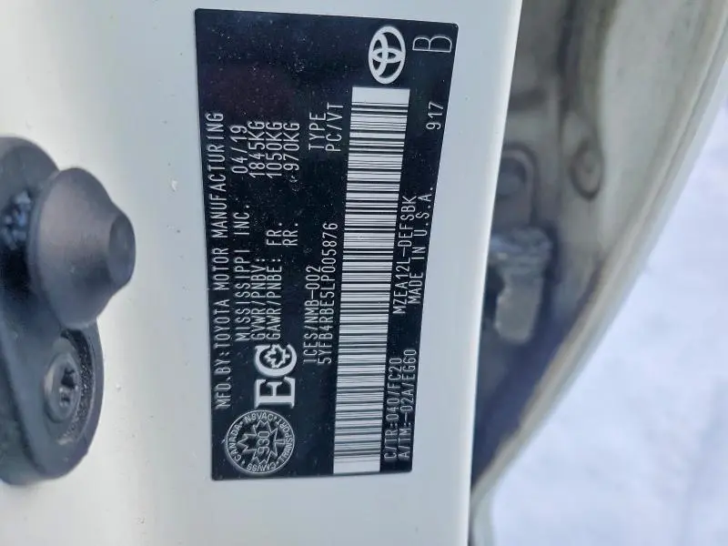 2020 TOYOTA COROLLA SE  