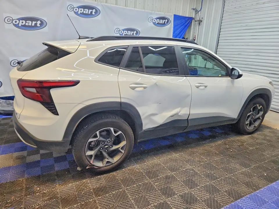 2025 CHEVROLET TRAX 1LT  