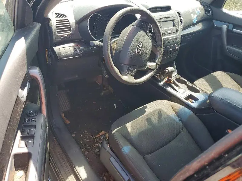 2015 KIA SORENTO LX  