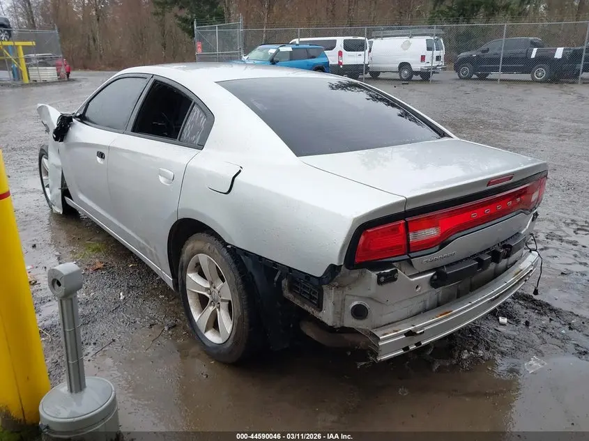 2012 DODGE CHARGER SE