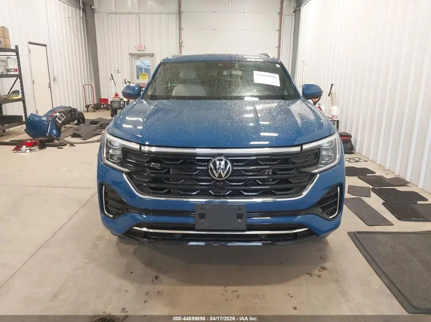 2025 VOLKSWAGEN ATLAS CROSS SPORT 2.0T SEL PREMIUM R-LINE