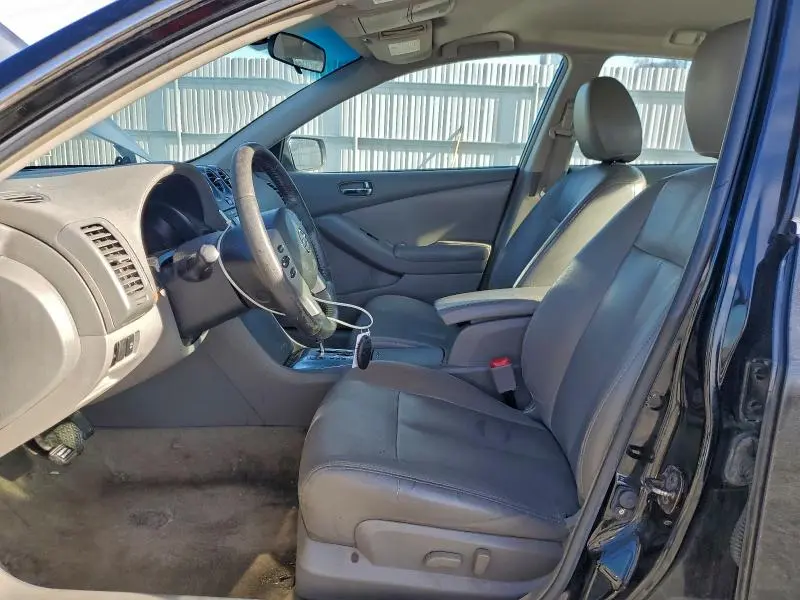 2010 NISSAN ALTIMA BASE  