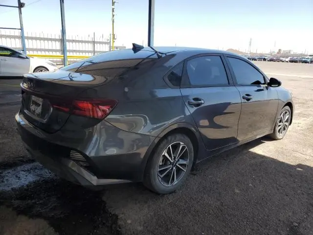 2022 KIA FORTE FE  