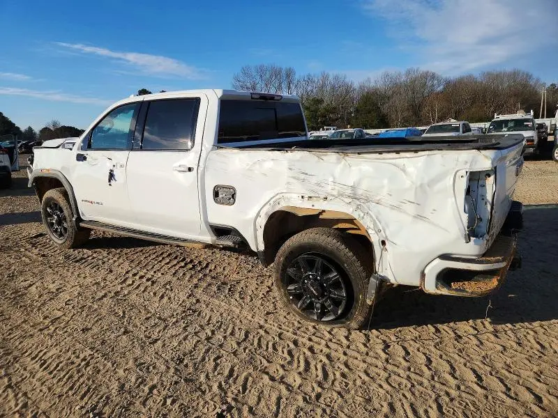 2025 GMC SIERRA K2500 AT4  