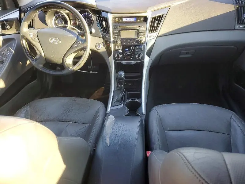 2013 HYUNDAI SONATA SE  