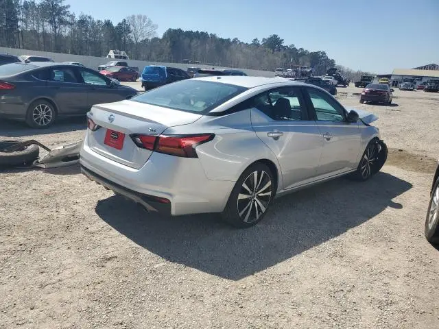 2019 NISSAN ALTIMA SR  