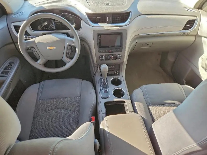 2016 CHEVROLET TRAVERSE LS  