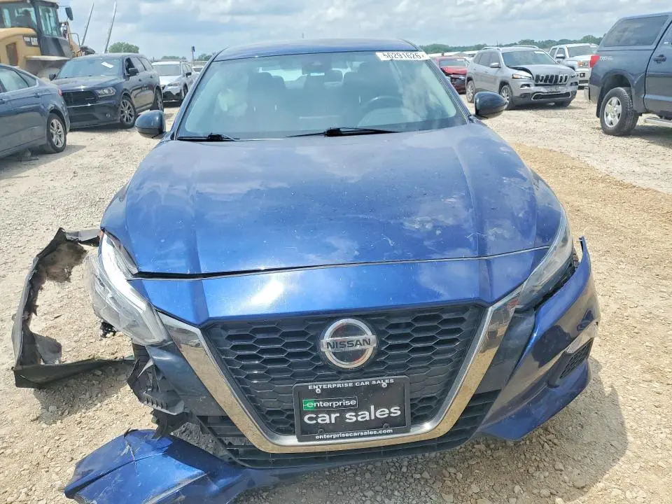 2021 NISSAN ALTIMA SR  