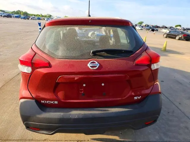 2018 NISSAN KICKS SV  