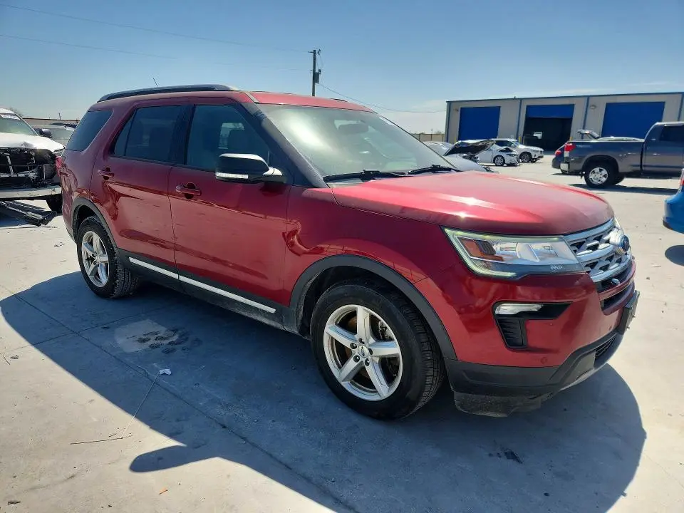 2019 FORD EXPLORER XLT  