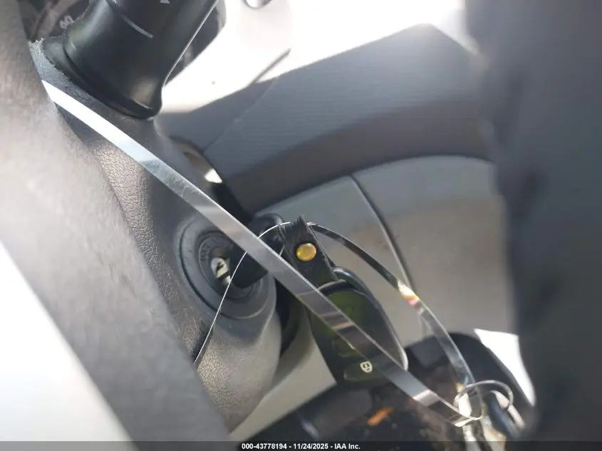 2013 HYUNDAI ACCENT SE