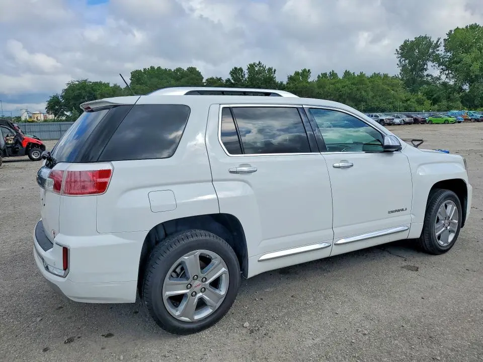 2017 GMC TERRAIN DENALI  