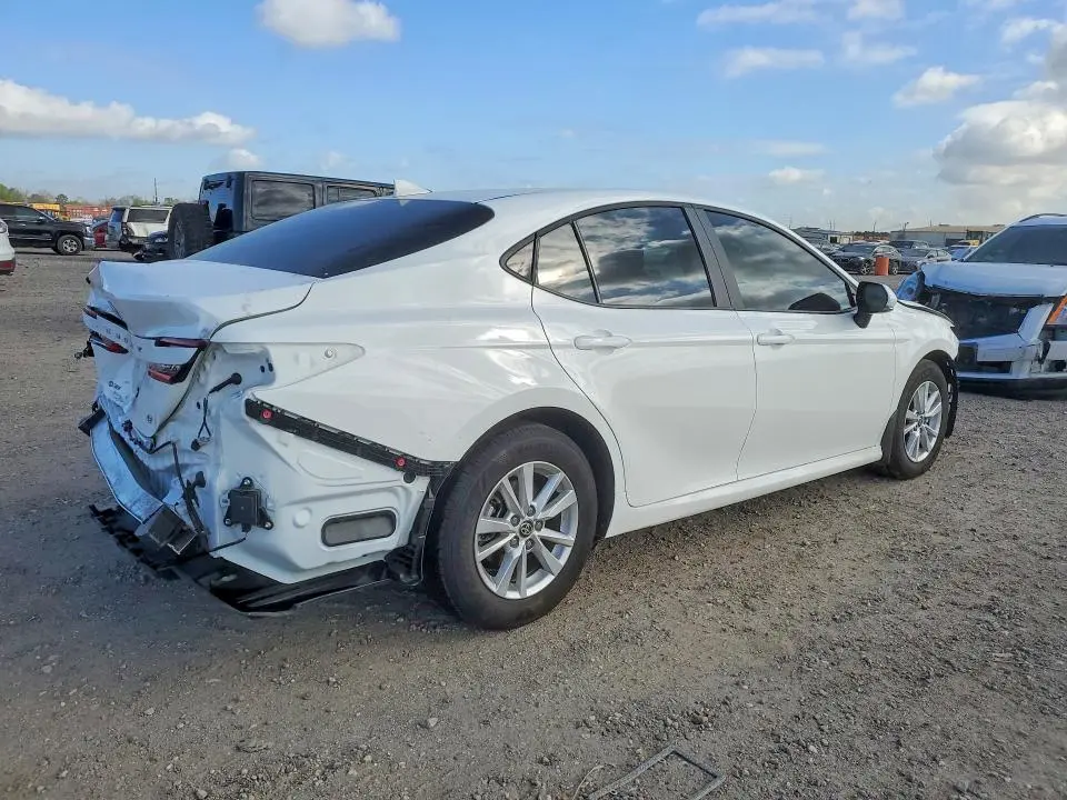 2026 TOYOTA CAMRY LE  