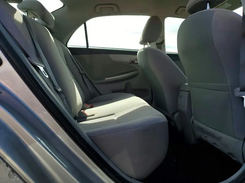 2011 TOYOTA COROLLA LE  