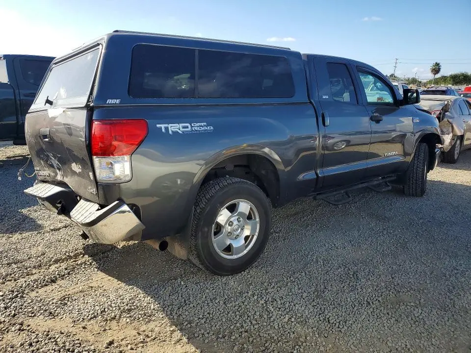 2011 TOYOTA TUNDRA GRADE  