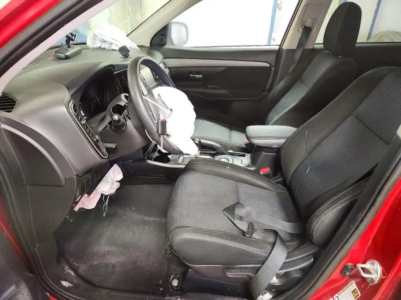 2018 MITSUBISHI OUTLANDER SE  