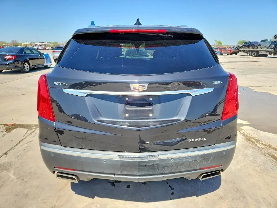 2019 CADILLAC XT5 LUXURY  