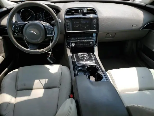 2017 JAGUAR XE PREMIUM  