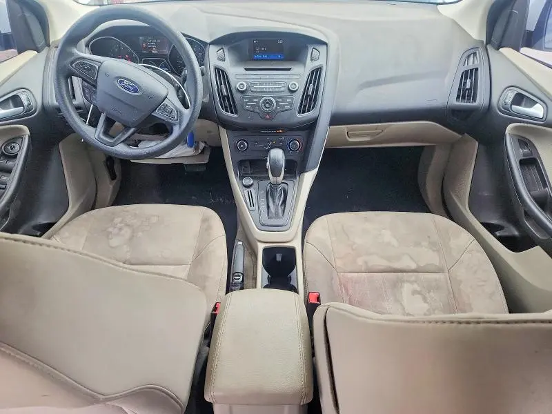 2017 FORD FOCUS SE  