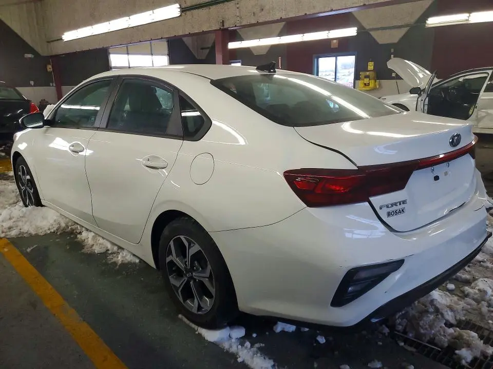 2021 KIA FORTE FE  