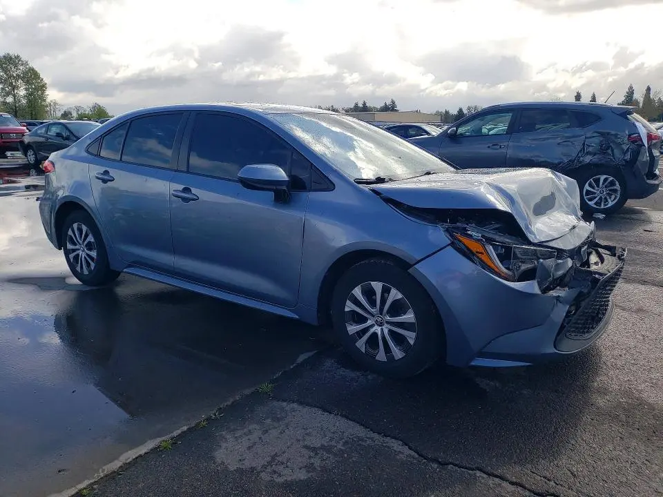 2022 TOYOTA COROLLA LE  