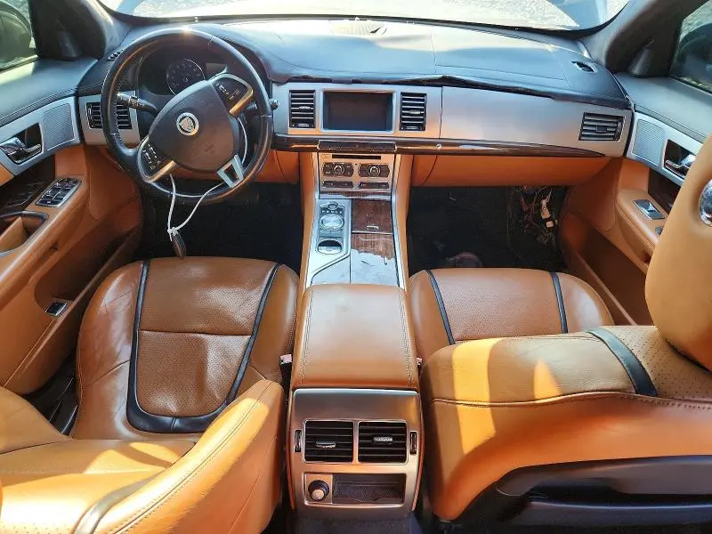 2012 JAGUAR XF PORTFOLIO  