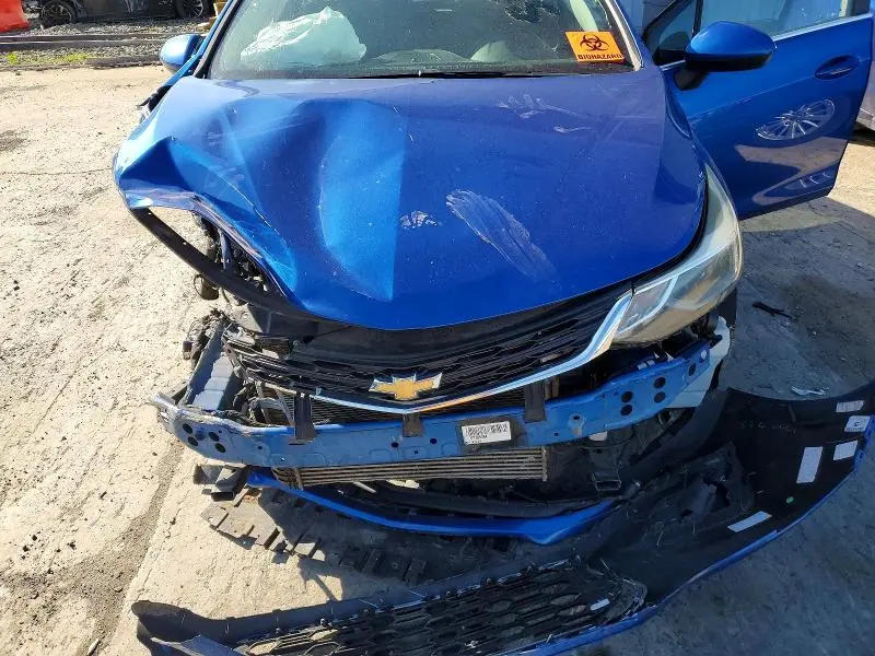 2017 CHEVROLET CRUZE LT  